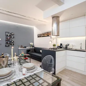  Apartment Dependance Machiavelli - And Wine Italy