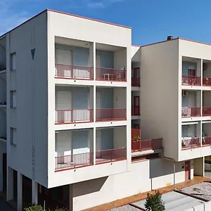  Apartman Urano Olaszország